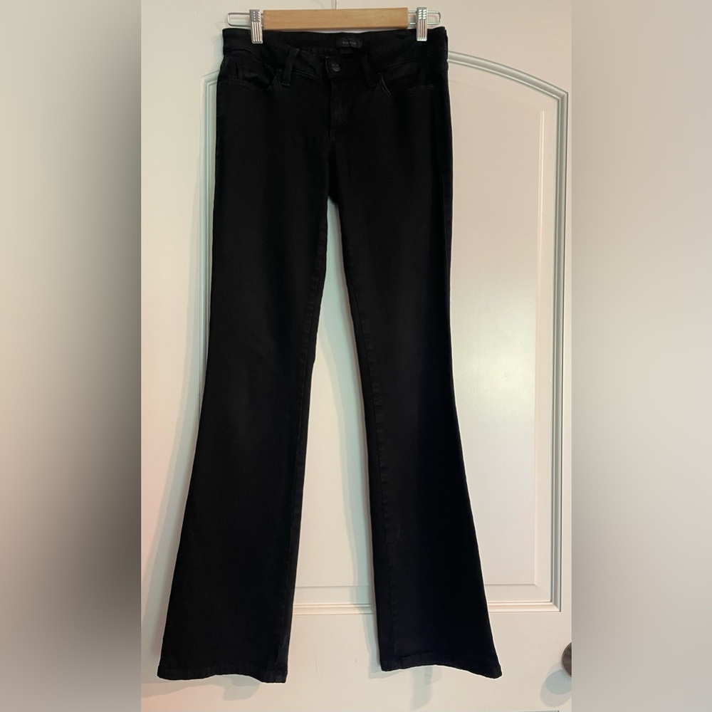 Bebe Women’s Straight Leg Black Classic Stretch Jeans